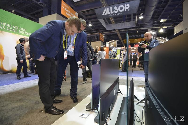 【爆料】场面火爆！小米为何让“歪果仁”如此着迷