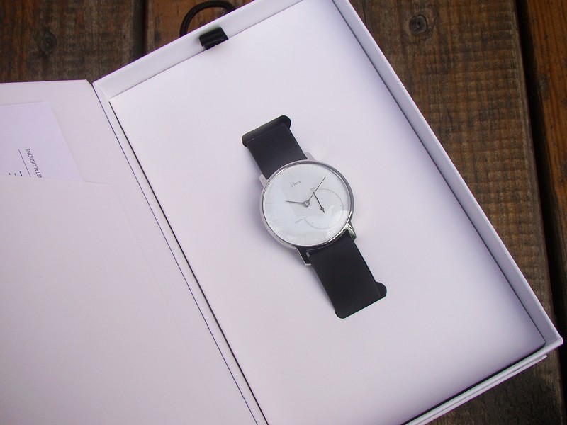 高颜值 Nokia Steel 监测腕表 为健康而生