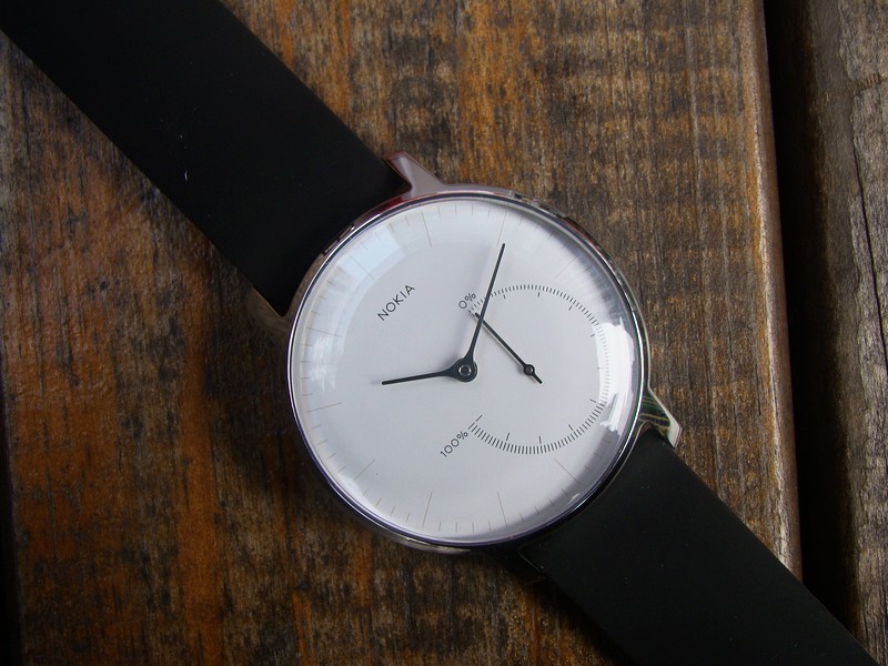 高颜值 Nokia Steel 监测腕表 为健康而生