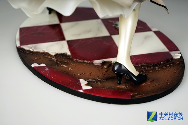 「Z玩主」Saber Lily 胜利的黄金之剑