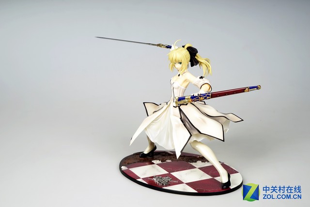 「Z玩主」Saber Lily 胜利的黄金之剑
