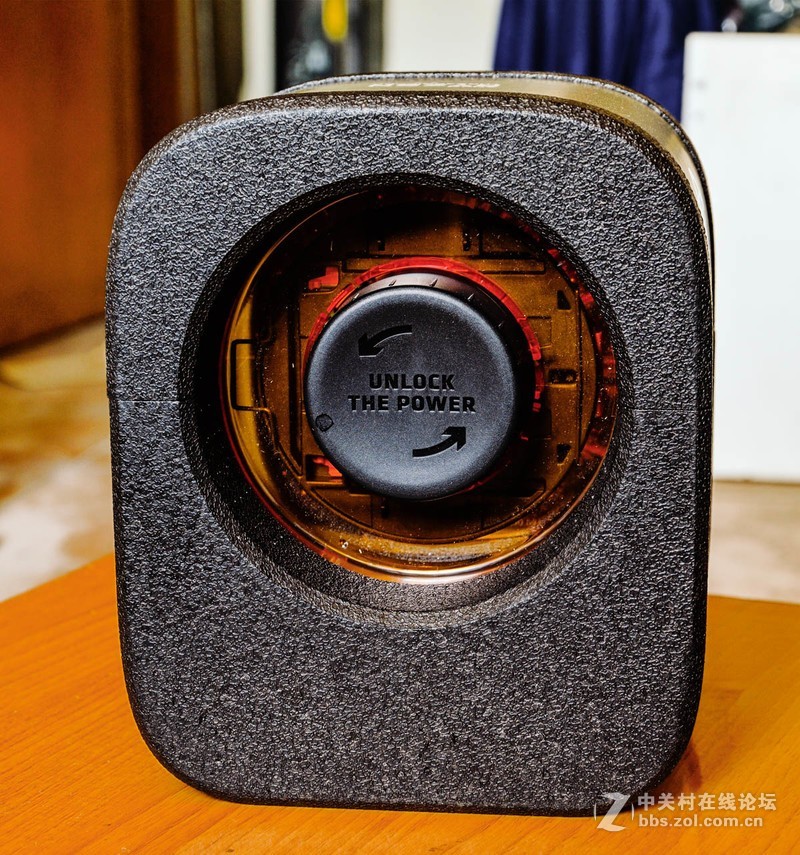 AMD 1950X怪兽版的多核CPU开箱