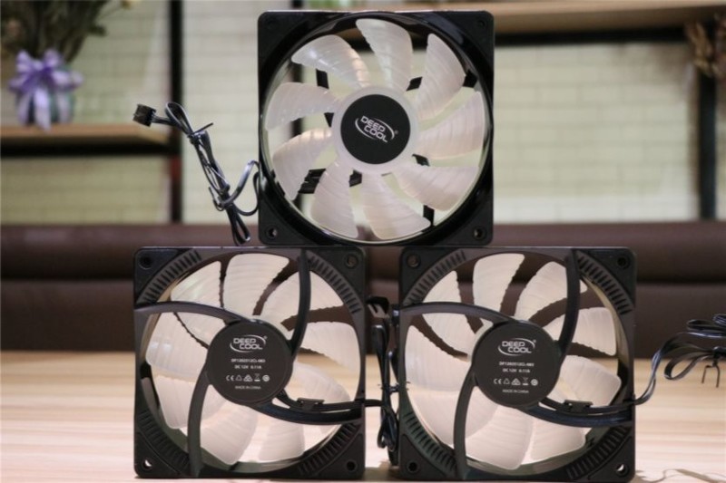DEEPCOOL 九州风神 魔环RGB风扇套装：轻松开启RGB灯光之旅！