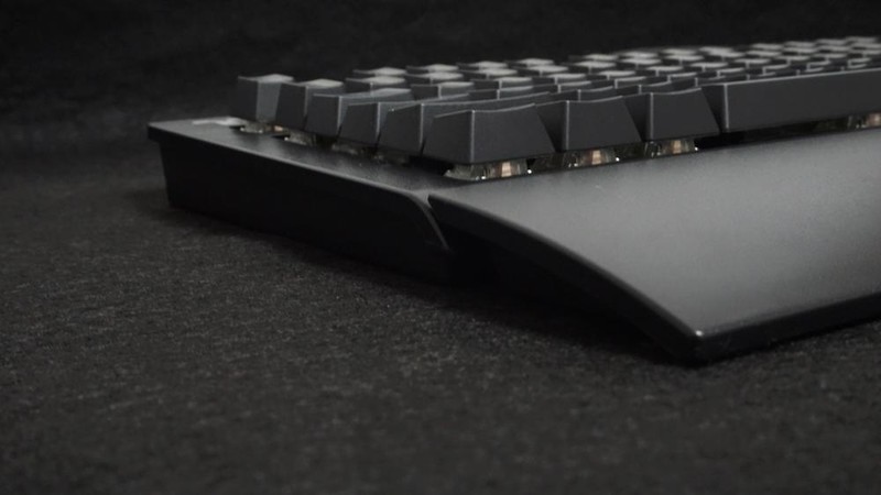 声控加USB HUB，电竞键盘新玩法--Tt X1星脉银轴机械键盘