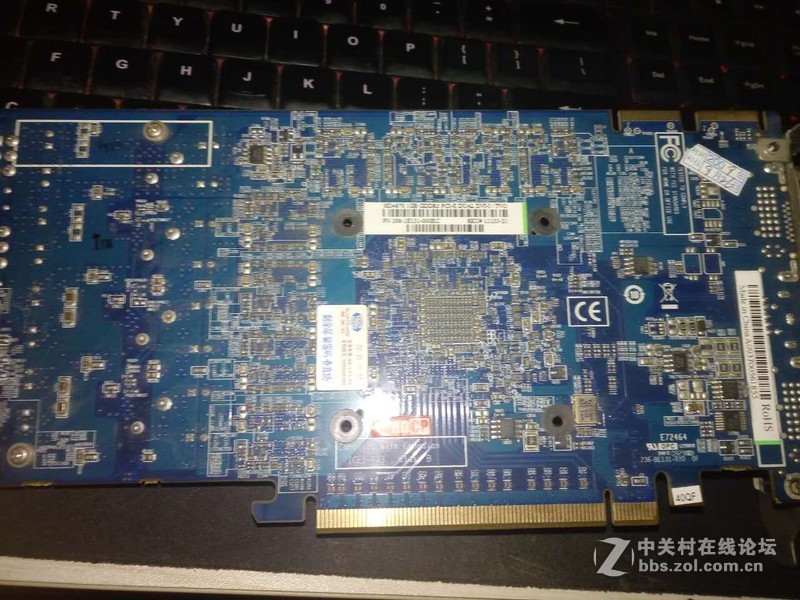 出蓝宝HD4870 1GDR5 海外版-裸卡（已定。周末出）