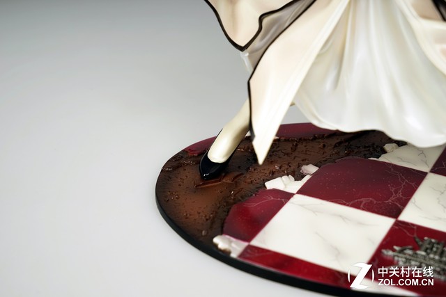 「Z玩主」Saber Lily 胜利的黄金之剑