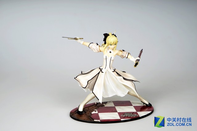 「Z玩主」Saber Lily 胜利的黄金之剑