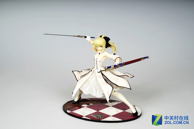 「Z玩主」Saber Lily 胜利的黄金之剑