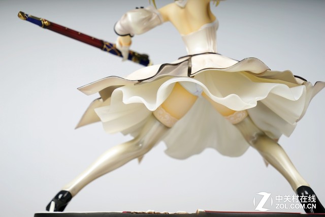 「Z玩主」Saber Lily 胜利的黄金之剑