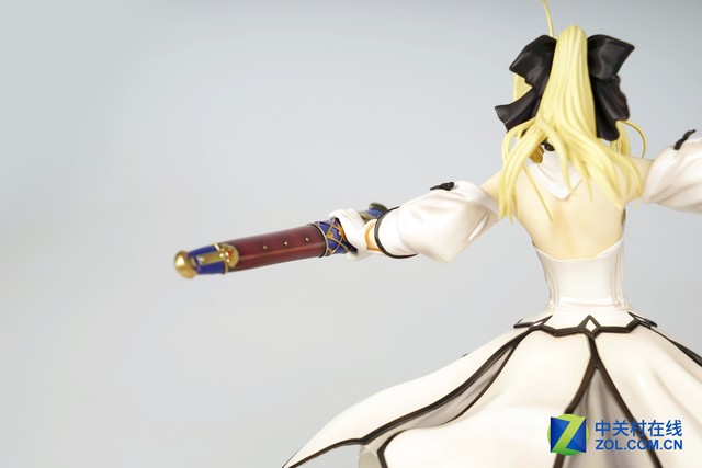 「Z玩主」Saber Lily 胜利的黄金之剑