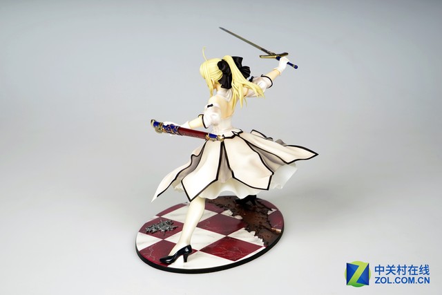 「Z玩主」Saber Lily 胜利的黄金之剑