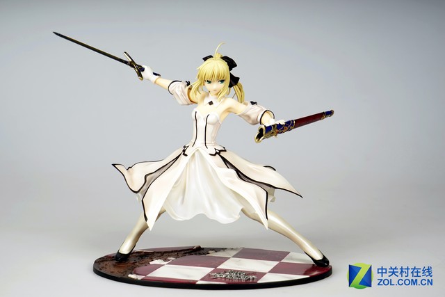 「Z玩主」Saber Lily 胜利的黄金之剑