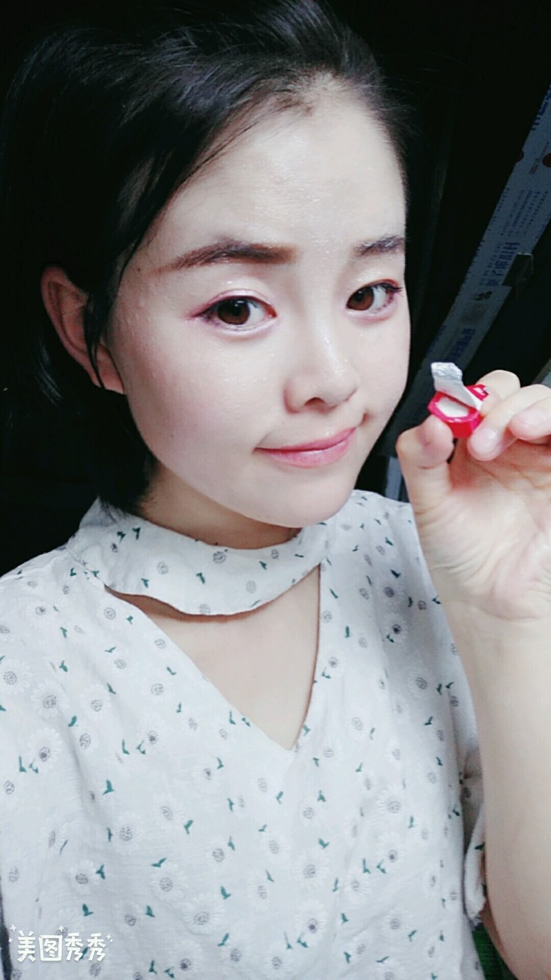 宝贝儿子刚睡着！