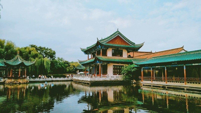 亭台楼阁