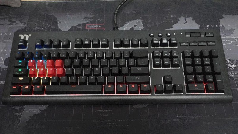 声控加USB HUB，电竞键盘新玩法--Tt X1星脉银轴机械键盘