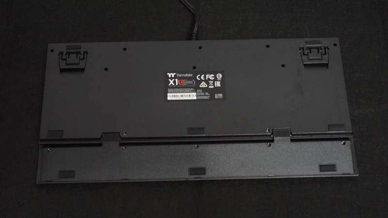 声控加USB HUB，电竞键盘新玩法--Tt X1星脉银轴机械键盘