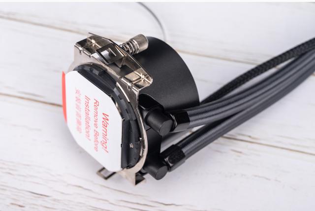 酷炫幻彩―利民水冷Frozen EYE 360一体式水冷装机