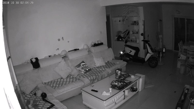 摄像头它最酷，智能AI可以媲美天眼，还有天猫附身