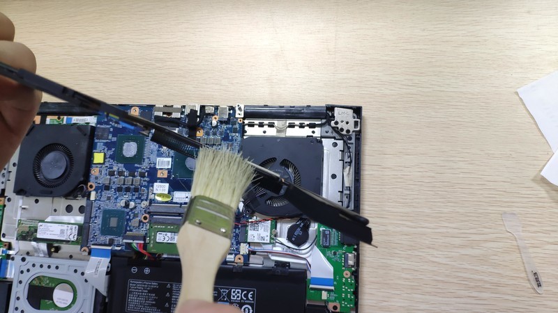 游戏本电脑清灰、换硅脂维护通用教程，机械师T90-Plus为例