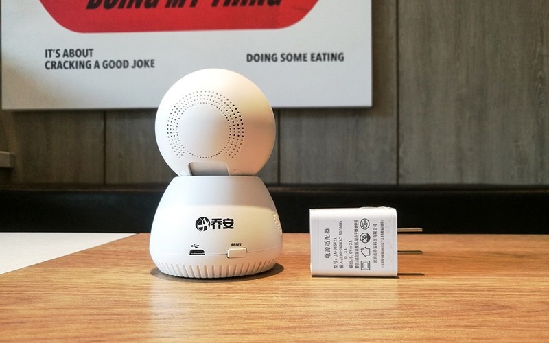 摄像头它最酷，智能AI可以媲美天眼，还有天猫附身