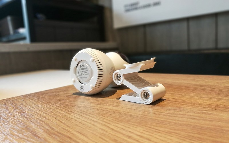 摄像头它最酷，智能AI可以媲美天眼，还有天猫附身