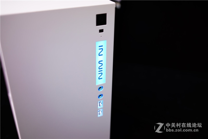 【首发评测】M-ATX新贵 迎广301首发简测