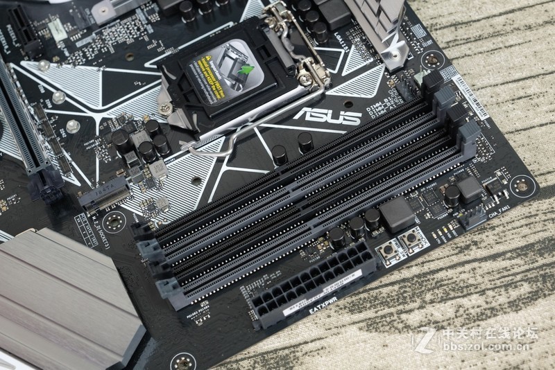 无兄弟不吃鸡，华硕PRIME Z370-A AURA RGB主板