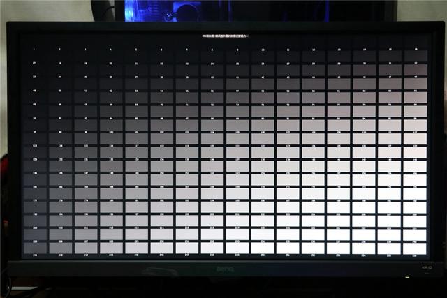 明基EL2870U 4k显示器体验：高端主机的黄金搭档！