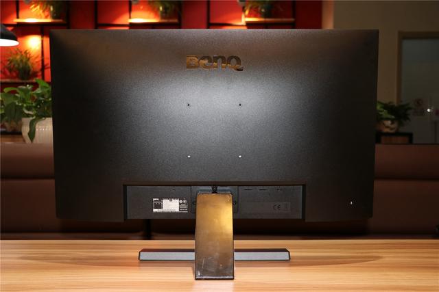 明基EL2870U 4k显示器体验：高端主机的黄金搭档！