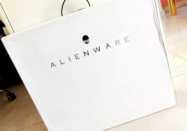 感受八代Intel酷睿移动CPU的力量—Alienware 17R5简单评测