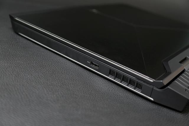 感受八代Intel酷睿移动CPU的力量—Alienware 17R5简单评测