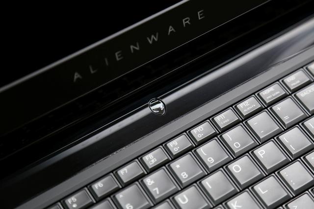 感受八代Intel酷睿移动CPU的力量—Alienware 17R5简单评测