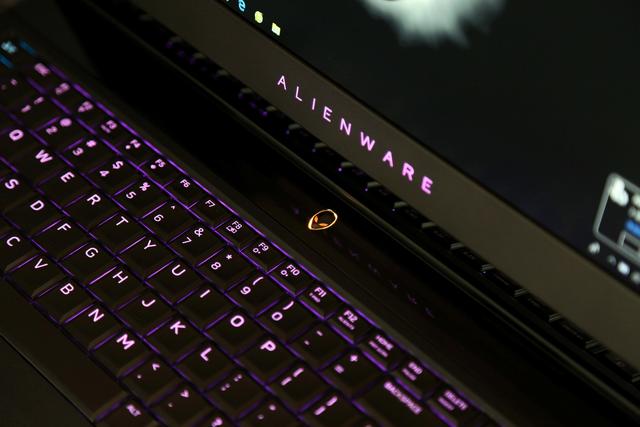 感受八代Intel酷睿移动CPU的力量—Alienware 17R5简单评测