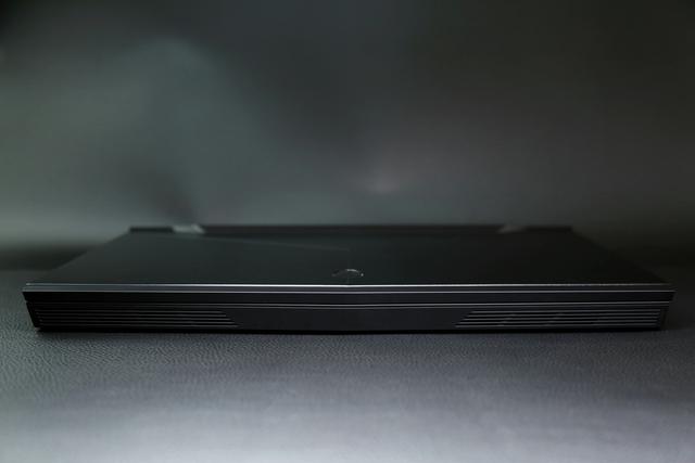 感受八代Intel酷睿移动CPU的力量—Alienware 17R5简单评测