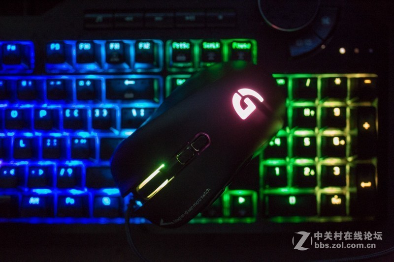 G90又升级，这次更轻更猛烈，富勒G90EVO游戏鼠标上手体验