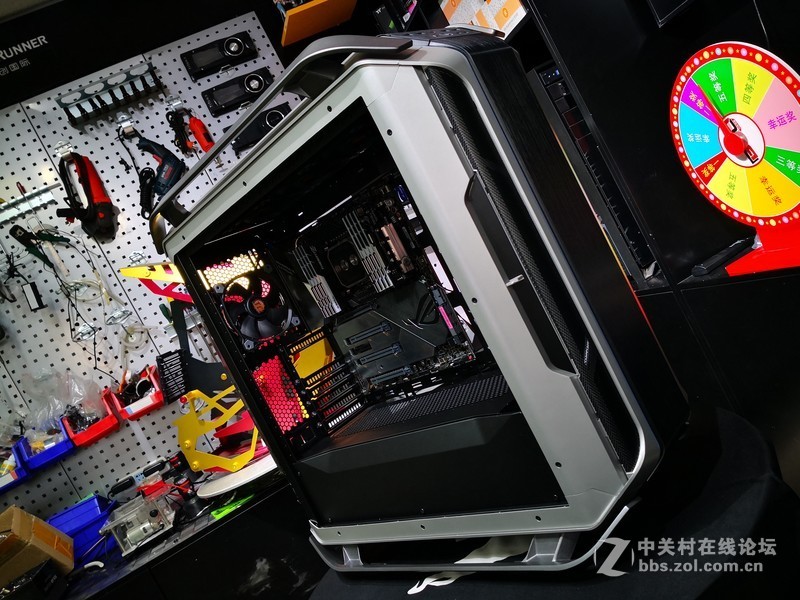 R6E OMEGA + I9 9980XE 开箱 水冷装机~