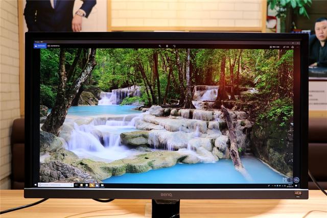 明基EL2870U 4k显示器体验：高端主机的黄金搭档！