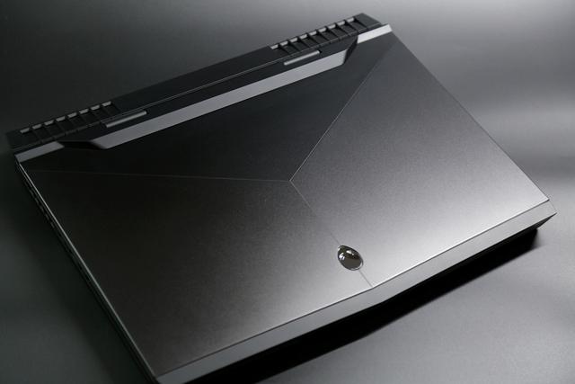 感受八代Intel酷睿移动CPU的力量—Alienware 17R5简单评测