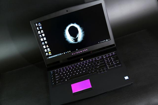 感受八代Intel酷睿移动CPU的力量—Alienware 17R5简单评测