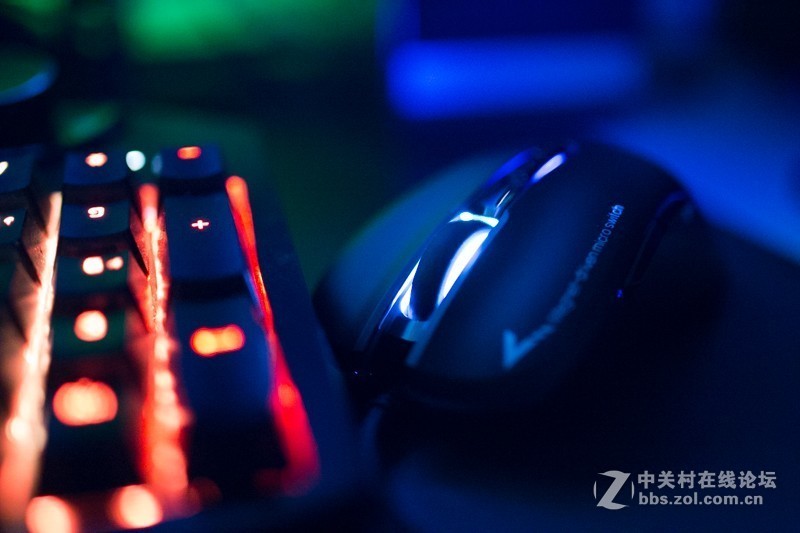 G90又升级，这次更轻更猛烈，富勒G90EVO游戏鼠标上手体验