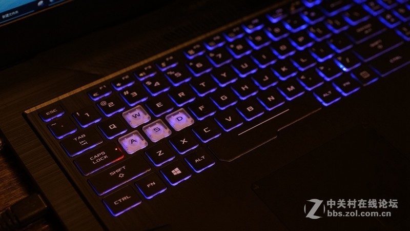 游戏本中的法拉利 华硕飞行堡垒6Plus评测