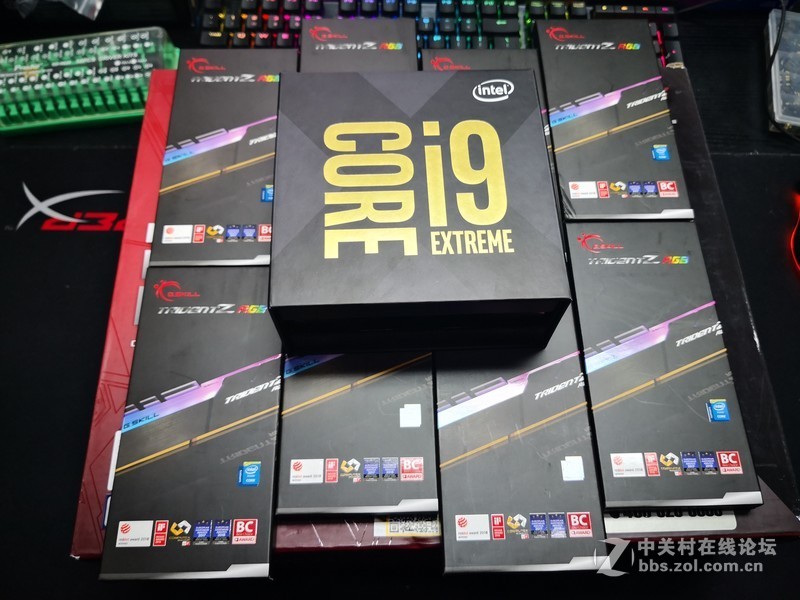 R6E OMEGA + I9 9980XE 开箱 水冷装机~