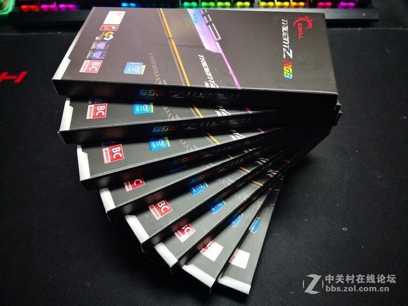 R6E OMEGA + I9 9980XE 开箱 水冷装机~