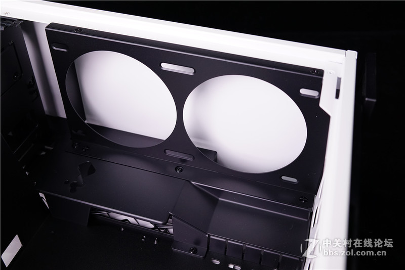 【首发评测】M-ATX新贵 迎广301首发简测