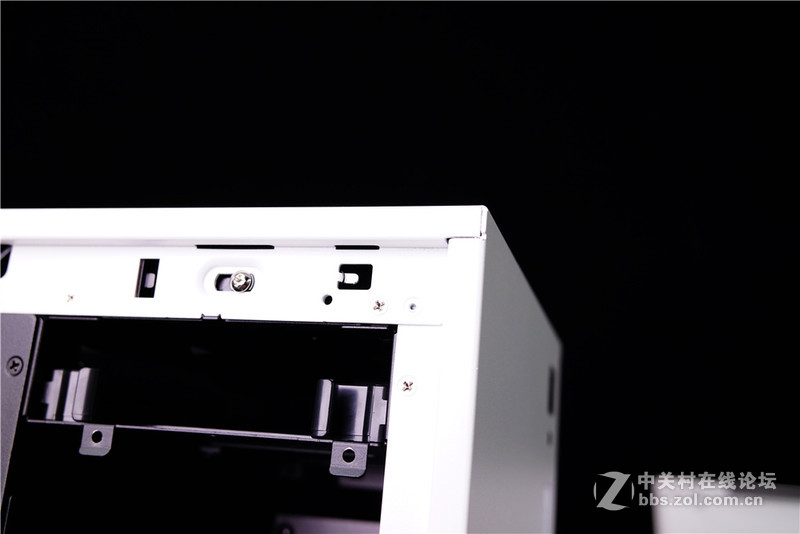 【首发评测】M-ATX新贵 迎广301首发简测