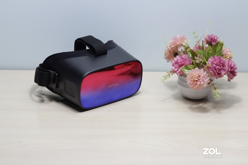 私人巨幕影院，身临其境游戏战场----大朋VR P1 Pro体验