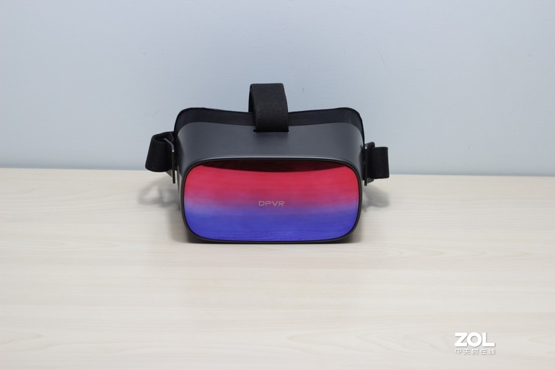 私人巨幕影院，身临其境游戏战场----大朋VR P1 Pro体验