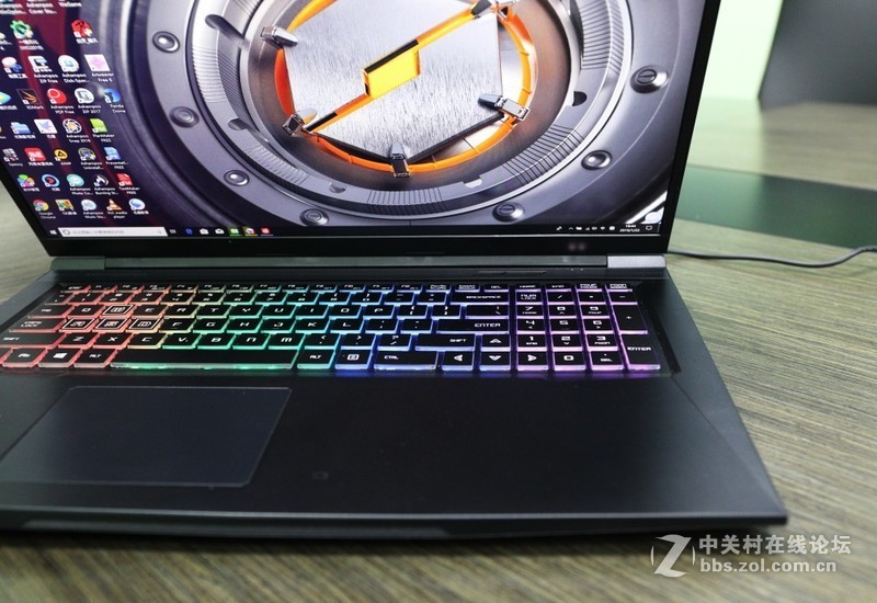 机械革命深海泰坦X3 i71050Ti豪华版——适应孩子学习需要的性能本