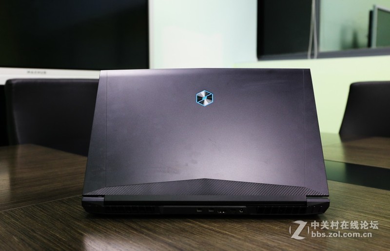 机械革命深海泰坦X3 i71050Ti豪华版——适应孩子学习需要的性能本