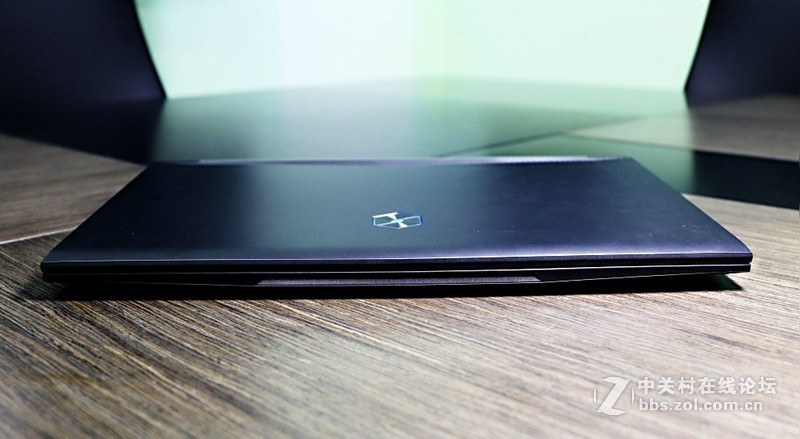 机械革命深海泰坦X3 i71050Ti豪华版——适应孩子学习需要的性能本